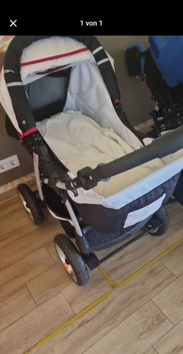 Klassischer kinderwagen - klassischer,